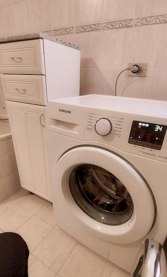 Il Sole Apartment Карпи Екстериор снимка