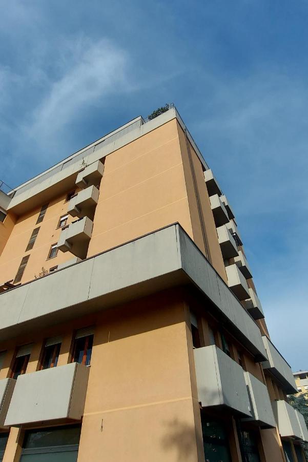 Il Sole Apartment Карпи Екстериор снимка